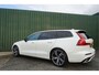 Volvo V60 2.0 B3 R-Design Automaat + Panoramadak/ 19inch/ LED/ Leer/ 360 camera/ Head-Up display/ Schitterend/ Garantie!