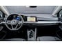 Volkswagen Golf 1.5 TSI 130pk Life | Navigatie | Stoelverwarming | App Connect