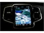 Volvo XC90 2.0 T8 AWD 335kW/455pk Aut8 Recharge Long Range Ultimate Bright LUCHTVERING + PANORAMADAK + HARMAN/KARDON + STOEL-&STUURVERWARMING + MASSAGE + ADAPT.CRUISE + ELTREKHAAK + BLIS + GOOGLE DASH&SERVICES + 360 CAMERA + PARKSENSOREN + 20" LM-VELGEN!!