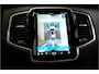 Volvo XC90 2.0 T8 AWD 335kW/455pk Aut8 Recharge Long Range Ultimate Bright LUCHTVERING + PANORAMADAK + HARMAN/KARDON + STOEL-&STUURVERWARMING + MASSAGE + ADAPT.CRUISE + ELTREKHAAK + BLIS + GOOGLE DASH&SERVICES + 360 CAMERA + PARKSENSOREN + 20" LM-VELGEN!!
