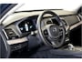 Volvo XC90 2.0 T8 AWD 335kW/455pk Aut8 Recharge Long Range Ultimate Bright LUCHTVERING + PANORAMADAK + HARMAN/KARDON + STOEL-&STUURVERWARMING + MASSAGE + ADAPT.CRUISE + ELTREKHAAK + BLIS + GOOGLE DASH&SERVICES + 360 CAMERA + PARKSENSOREN + 20" LM-VELGEN!!