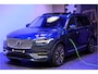 Volvo XC90 2.0 T8 AWD 335kW/455pk Aut8 Recharge Long Range Ultimate Bright LUCHTVERING + PANORAMADAK + HARMAN/KARDON + STOEL-&STUURVERWARMING + MASSAGE + ADAPT.CRUISE + ELTREKHAAK + BLIS + GOOGLE DASH&SERVICES + 360 CAMERA + PARKSENSOREN + 20" LM-VELGEN!!
