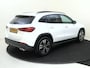 Mercedes-Benz GLA 180 Star Edition Luxury Line Panoramadak / Keyless / Parkeercamera / Privacy Glass / Sfeerverlichting / Stoelverwarming / Elektr. Achterklep