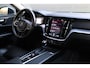 Volvo V60 2.0 T4 Momentum Pro | Leder | Camera | Winter Pakket | Trekhaak | Origineel NL |