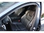 Volvo V60 2.0 T4 Momentum Pro | Leder | Camera | Winter Pakket | Trekhaak | Origineel NL |