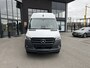 Mercedes-Benz Sprinter 317 CDI L2 H2 PRO / LED / MBUX / Navigatie / Camera / Parkeersensoren / Cruise control / Airco / 270 Graden achterdeuren