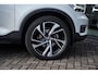 Volvo XC40 1.5 T3 Inscription | Stoel & Stuurverwarming | 360 Camera | Keyless Entry | Harman/Kardon | Adaptieve Cruise + Pilot Assist | Panorama Dak | Navigatie | Dodehoek Detectie