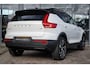 Volvo XC40 1.5 T3 Inscription | Stoel & Stuurverwarming | 360 Camera | Keyless Entry | Harman/Kardon | Adaptieve Cruise + Pilot Assist | Panorama Dak | Navigatie | Dodehoek Detectie
