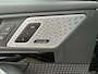 BMW iX1 eDrive20 67 kWh 204pk | X-Line | Travel Pack  | Innovation Pack | Adaptieve cruise controle | HiFi System Harman Kardon | Panoramadak | Head up Display