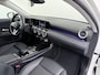 Mercedes-Benz A-klasse 250 e Navigatie | Sfeerverlichting | Stuurverwarming | Carplay | Stoelverwarming |