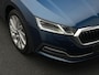 Skoda Octavia Combi 1.4 TSI PHEV 204 pk DSG Business Edition | Achteruitrijcamera | Matrix LED | Adaptive Cruise | Verwarmbare voorruit | 18 inch