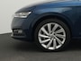 Skoda Octavia Combi 1.4 TSI PHEV 204 pk DSG Business Edition | Achteruitrijcamera | Matrix LED | Adaptive Cruise | Verwarmbare voorruit | 18 inch
