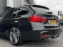 BMW 3-Serie Touring 320i 184PK M Sport Edition | Head Up | Leder | Navi | Cruise | 19'' | €22.900,- Incl. BTW