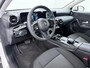Mercedes-Benz A-klasse 250 e Limited | 18" AMG Velgen | Navigatie | Smartphone Integratie | Stoelverwarming Voor | DAB+ radio