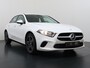 Mercedes-Benz A-klasse 250 e Limited | 18" AMG Velgen | Navigatie | Smartphone Integratie | Stoelverwarming Voor | DAB+ radio