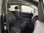 Volkswagen Touran 1.5 TSI 150pk DSG Highline Business R 7p Stoelverwarming Camera Navigatie DAB+