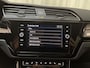Volkswagen Touran 1.5 TSI 150pk DSG Highline Business R 7p Stoelverwarming Camera Navigatie DAB+