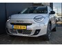 Fiat 600 1.2 Hybrid La Prima 110pk 8 Jaar Garantie! | Vol-Leder | Massage | Adaptive Cruise | Elektr. Achterklep | Stoelverwarming | Navigatie | Achteruitrijcamera | !!