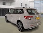 Skoda Karoq 1.5 TSI DSG ACT Sportline Business Wegklapbare trekhaak - Adaptieve Cr.control - Stoel+Stuur+Voorruitverwarming - Elektrische achterklep - Premium audio - 19Inch LMV