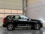Volvo XC60 2.0 T6 Plug-in hybrid AWD Core Bright 1 JAAR BOVAG GARANTIE , PANORAMA, CAMERA , NAVIGATIE ETC