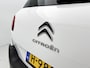 Citroën C3 Aircross SUV Shine 110pk | Navigatie | Achteruitrijcamera | Climate Control | Cruise Control | Parkeersensoren v+a | Keyless | Dodehoeksensor | Draadloze telefoonlader | Apple Carplay / Android Auto | Bluetooth | Elektrisch inklapbare spiegels | Automatisch dimlicht | Regensensor | Donker getint glas | 17" lichtmetalen velgen |