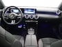 Mercedes-Benz A-klasse 180 Business Solution AMG | Panoramadak | Multibeam led | Nightpakket | Sfeerverlichting |