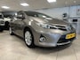 Toyota Auris 1.8 Hybrid Dynamic. Dealer onderhouden, Climate controle, Navigatie, Cruise controle, Trekhaak.