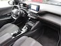 Peugeot 2008 130 Pk GT-Line * Automaat * * Navigatie * Open Schuifdak * 1/2 Lederen Interieur * L.M. Velgen * Stoelverwarming * Keyless Start * L.M. Velgen * Vierseizoenenbanden * Achteruitrij Parkeer Camera * Adaptive Cruise Contro Vingerhoets; Vierde Generatie Eersteklas Service, Al meer dan 100 jaar.........
