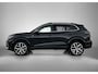 Volkswagen Tiguan 1.5 eHybrid R-Line Edition 204 PK Plug in hybrid | Trekhaak | 360 Camera | Stoelverwaming | Stuurverwarming | Panoramadak | Navigatie | Apple Carplay | Android Auto | Dodehoeksensoren | Elektrische achterklep | Keyless access |