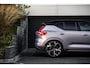 Volvo EX40 Single Motor Extended Range Ultra 82 kWh | Adaptieve Cruise Control | 22” Velgen | Black Pack | Trekhaak | Heico | Schuif/Kanteldak | Stoel + Stuurverwarming | Harman Kardon Audio | Extra Getint Glas Achter |