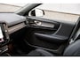 Volvo EX40 Single Motor Extended Range Ultra 82 kWh | Adaptieve Cruise Control | 22” Velgen | Black Pack | Trekhaak | Heico | Schuif/Kanteldak | Stoel + Stuurverwarming | Harman Kardon Audio | Extra Getint Glas Achter |
