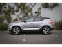 Volvo EX40 Single Motor Extended Range Ultra 82 kWh | Adaptieve Cruise Control | Schuif/Kanteldak | Stoel + Stuurverwarming | Harman Kardon Audio | 20 Inch | Extra Getint Glas Achter |