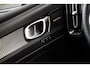 Volvo EX40 Single Motor Extended Range Ultra 82 kWh | Adaptieve Cruise Control | 22” Velgen | Black Pack | Trekhaak | Heico | Schuif/Kanteldak | Stoel + Stuurverwarming | Harman Kardon Audio | Extra Getint Glas Achter |