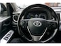 Toyota RAV4 2.5 HYBRID AWD STYLE VOLLEDIG DEALER ONDERHOUDEN CAMERA TREKHAAK KEYLESS STOELVERWARMING XENON/LED NAVI CLIMA CRUISE PDC V+A LMV PRIVACYGLAS ENZ...