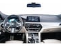 BMW 6-Serie Gran Turismo 630d High Executive M Sport - Panoramadak - Comfort Access - Soft close - Parking/Driving Assistant Plus - Comfortstoelen - Elektrisch verwarmde voorstoelen - Head up - Harman Kardon -
