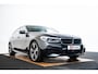 BMW 6-Serie Gran Turismo 630d High Executive M Sport - Panoramadak - Comfort Access - Soft close - Parking/Driving Assistant Plus - Comfortstoelen - Elektrisch verwarmde voorstoelen - Head up - Harman Kardon -
