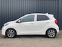 Kia Picanto 1.0 MPi 67pk 4-zits DynamicPlusLine I Navigatie I CarPlay I Parkeersensoren Achter I Camera I Elektrische Ramen Voor & Achter