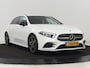 Mercedes-Benz A-klasse 180 AMG | 66.100km NAP | Stoelverwarming | Camera | Sfeerverlichting | Leder/Alcantara | Navigatie | Full LED | Park Assist | Widescreen