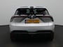 MG 4 MG4 Electric Long Range Luxury 64 kWh | Navigatie | Led Koplampen | 360 Camera | Apple CarPlay | Getint Glas |