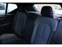 Volvo XC40 2.0 B4 Plus Dark | 19 inch lichtmetalen velgen | All-season banden | Verwarmbare voorstoelen | Verwarmbaar stuurwiel | Semi elek. trekhaak | Blind spot | Elek. bed. stoelen | Bestuurdersstoel met Memory | Achteruitrij camera | Adaptive cruise control | Google-Maps navigatie |