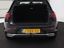 Volkswagen Golf 1.5 eTSI Style | Panoramadak | Stoelverwarming | Trekhaak | Massage | Matrix LED | Camera | Carplay | Keyless | Demping Adaptief | Memory | Navigatie | Park Assist | File Assistent