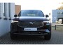 Volvo XC90 T8 Automaat Plug-in hybrid AWD Ultra Bright | Panoramadak | Massagefunctie voorstoelen | Luchtvering | Stoelventilatie voorstoelen | Voorstoelen- en achterbank verwarmbaar | 360° camera | Gelamineerde zijruiten | Premium Sound by Bowers & Wilkins | Semi Elektrische Trekhaak | 22 inch Lichtmetalen Velgen | Alarmklasse 3 | Glazen pook | Hemelbekleding donker | Blind spot | Adaptive cruise control | Pilot assist |