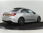 Mercedes-Benz A-klasse 200 AMG | Panoramadak | Carplay | Memory | Matrix LED | Leder/Alcantara | Keyless | Sfeerverlichting | Camera | Park Assist | Navigatie | Widescreen