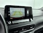 Hyundai Kona Electric EV Fashion 64 kWh | Warmtepomp | SoH 97,9% | Stoel + stuurverwarming | Bluelink app | Navigatie | Camera |