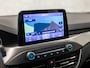Ford Focus Wagon 1.0 EcoBoost Titanium Sport Automaat (APPLE CARPLAY, GROOT NAVI, CLIMATE, TREKHAAK, SPORTSTOELEN, KEYLESS, LED KOPLAMPEN, LM VELGEN, LANE ASSIST, NIEUWSTAAT)