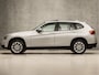 BMW X1 sDrive20i High Executive 184Pk Automaat (PANORAMADAK, NAVIGATIE, CLIMATE, CAMERA, CRUISE, SPORTSTOELEN, PARKEERSENSOREN, BLUETOOTH, NIEUWE APK, NIEUWSTAAT)