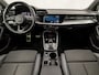 Audi A3 Sportback 30 TFSI S-Line Sport Automaat (2X S-LINE, APPLE CARPLAY, GROOT NAVI, LEDER, ADAPTIVE CRUISE, STOELVERWARMING, SPORTSTOELEN, GETINT GLAS, DAB+, NIEUWE APK, NIEUWSTAAT)