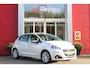 Peugeot 208 1.2 82PK ALLURE | TREKHAAK | NAVIGATIE | APPLE CARPLAY/ANDROID AUTO | CRUISE CONTROL | CLIMATE CONTROL | LICHTMETALEN VELGEN 16" | ALL SEASON BANDEN | DAB+ RADIO | PARKEERSENSOREN ACHTER |