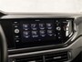 Volkswagen Polo 1.0 TSI Sportline Automaat (VIRTUAL COCKPIT, APPLE CARPLAY, GROOT NAVI, KEYLESS, CLIMATE, CAMERA, LM VELGEN, SPORTSTOELEN, GETINT GLAS, NIEUWSTAAT)