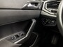 Volkswagen Polo 1.0 TSI Sportline Automaat (VIRTUAL COCKPIT, APPLE CARPLAY, GROOT NAVI, KEYLESS, CLIMATE, CAMERA, LM VELGEN, SPORTSTOELEN, GETINT GLAS, NIEUWSTAAT)